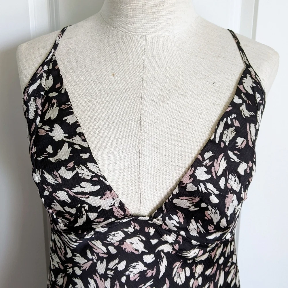 Free People Mini Dress Halter V-Neck Sleeveless Open Back Self Ties Black L NWT